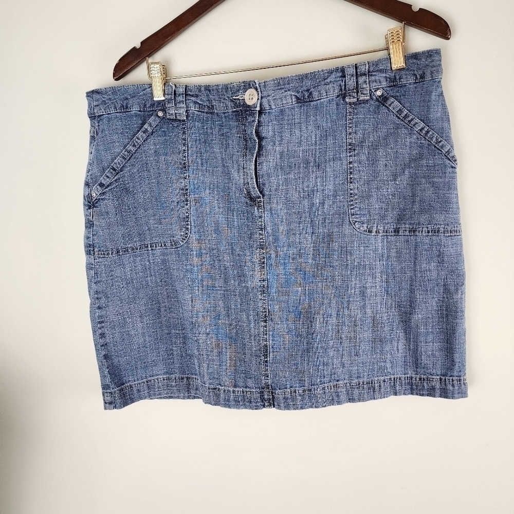 Karen Scott Women's Denim Mini Skirt With Pockets Size 14